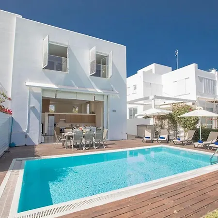 Beachfront Close To Protaras, 1271 Вилла Протарас