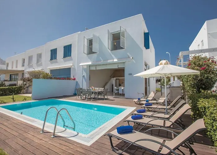 Beachfront Close To Protaras, 1271 Βίλα